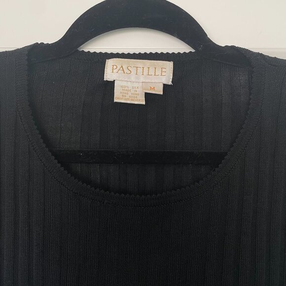 Vintage Pastille Black Silk Blend Ribbed Knit Top – Round Neck, Women’s Size M - Picture 3 of 6